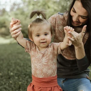 FLEURS ROSES Cache-couche évolutif