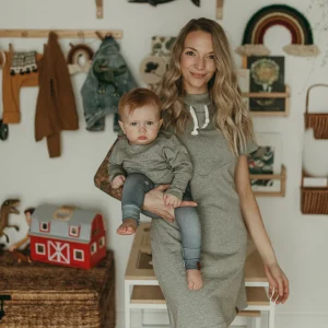 GRIS CHINÉ - robe à capuchon maternité, allaitement, postpartum