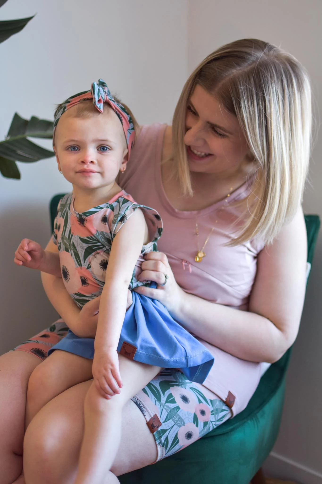 FLEURS CORAIL & BLEUE robe évasée (Taille : 0 à 6 mois)