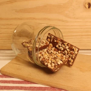 Carrés de chocolat au lait 44% noisette - 100g