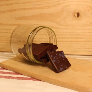 Carrés de chocolat noir 73% fleurs de violette - 100g